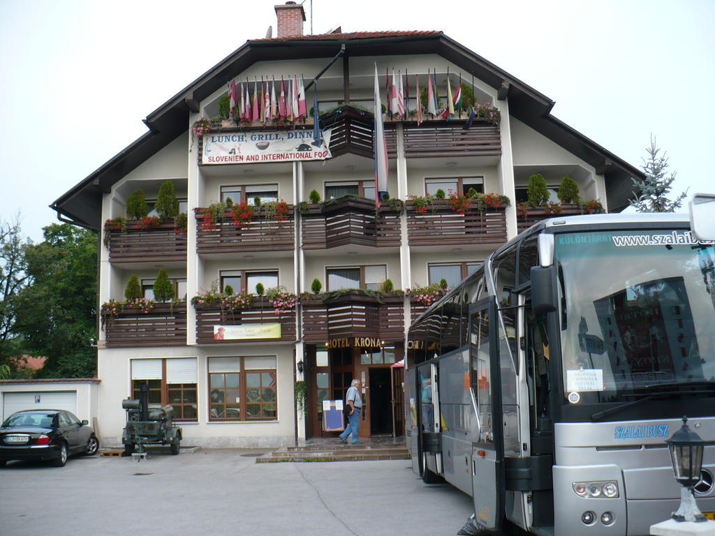 Hotel Krona Domzale Exterior photo